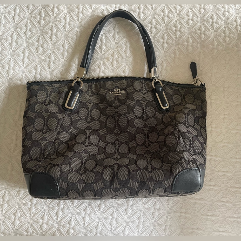 Coach bag. Black. Very good condition.